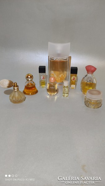 Vintage mini perfume selection of a great perfume together with 9 pieces together
