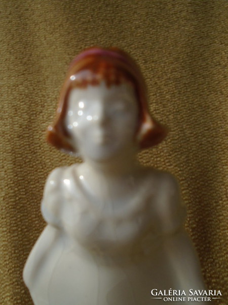 Lubomir tomaszewzki? 1923-2018) Porcelain figurine
