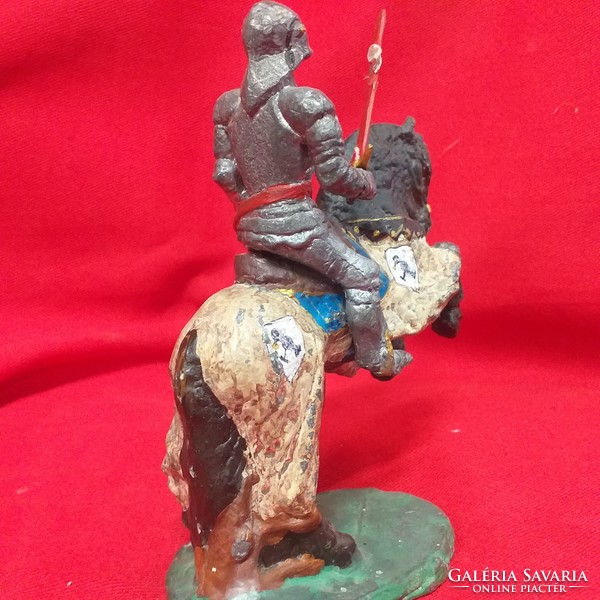 Old painted large medieval solid lead soldier couple. 12 Cm.