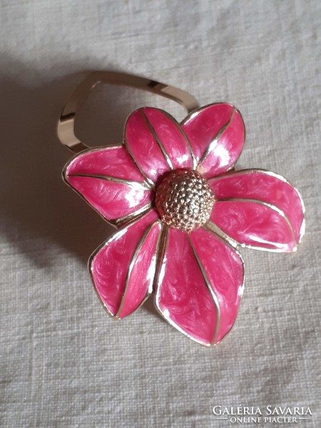 Beautiful condition gilded fire enamel flower brooch badge with scarf ornament