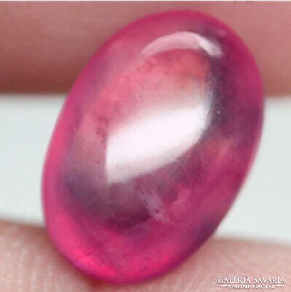 Az Év ásványa 2024 Rubin!!! 7.97 ct madagaszkári rubin kaboson drágakő