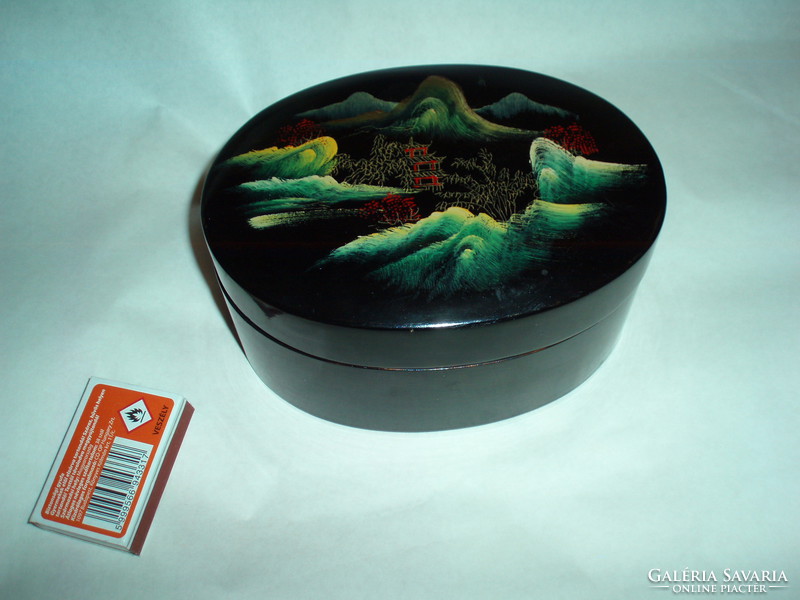 Vintage Chinese lacquer box