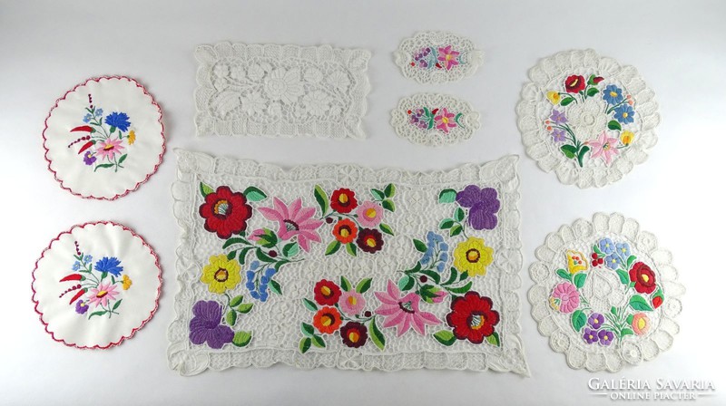 1G718 embroidered Kalocsa lace tablecloth package 8 pieces