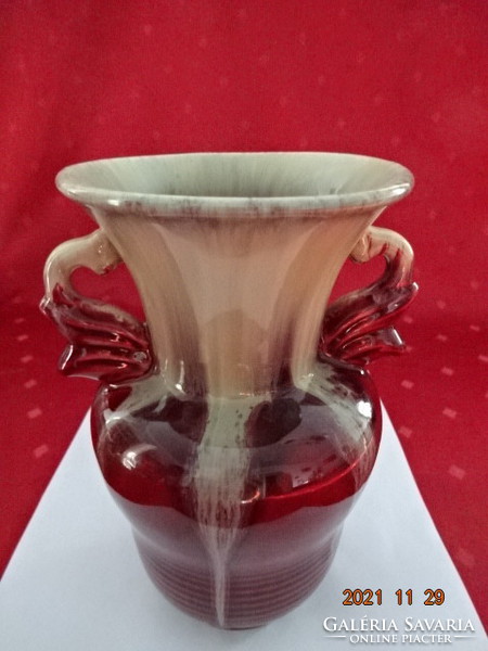 German ceramic vase, hand painted, height 18.5 cm. He has!
