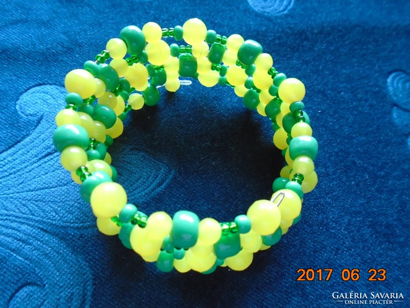 5-row bracelet made of green and yellow beads