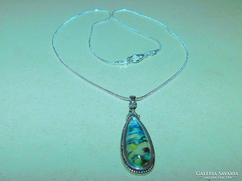 Murano glass drop pendant added to gift necklace marked 18kgp
