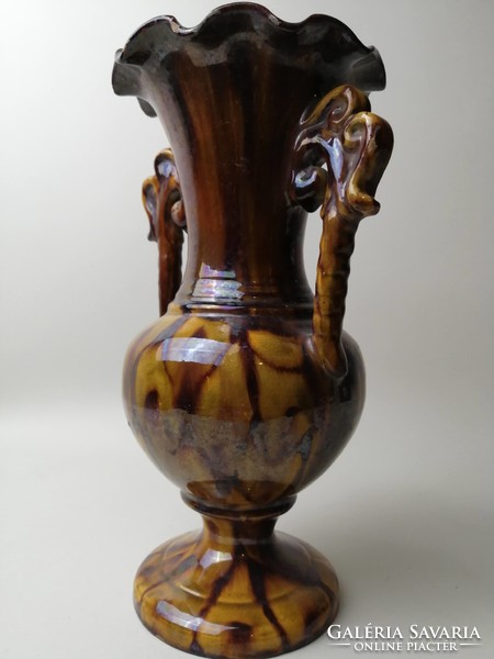 Lajos Veres - field tour - ceramic vase