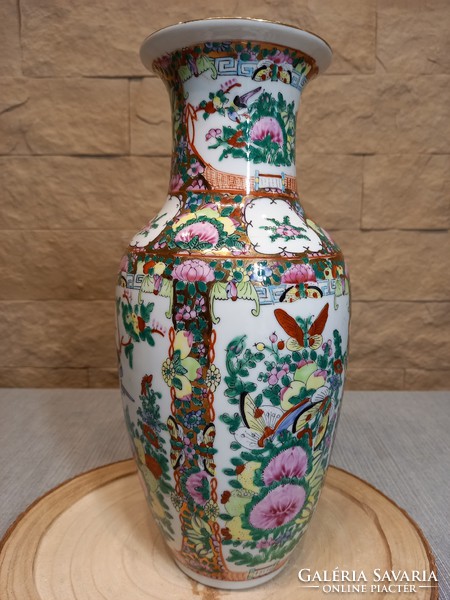 Chinese vase-30 cm- (1980-90)