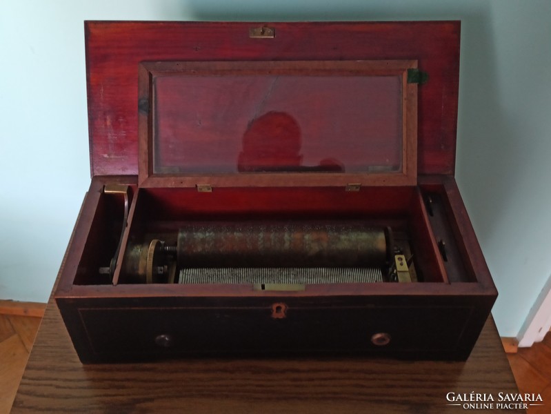 Cylinder music box, circa 1830. Rarity!