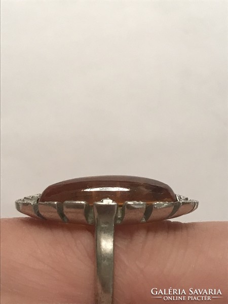 Borotyánköves ezüst gyűrű