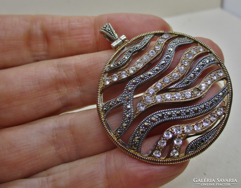 Beautiful art deco big silver pendant with marcasite
