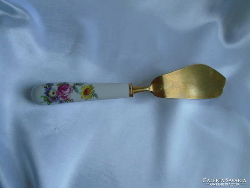 Copper English cake shovel. Porcelain with hand-painted handle.