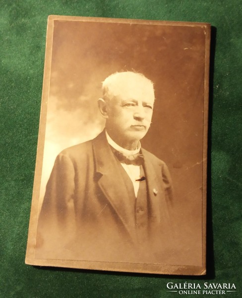 Antique cabinet photo business card Hardcover portrait photo marked circa 1890