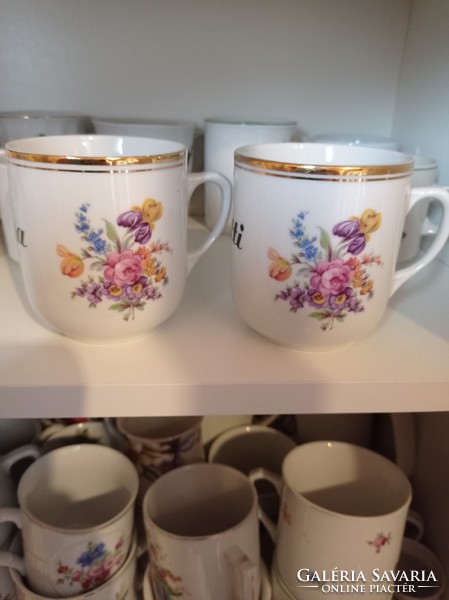Pair of mutts and dads labeled mugs