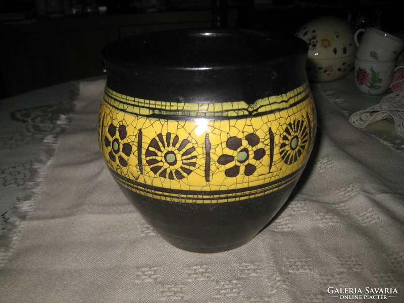 Ferenczy Kati készítette , retro váza , jelzett   , szép állapotban  ,18 cm