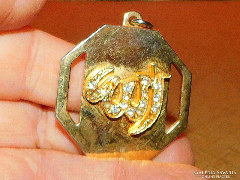 Hexagonal crystal gilded old vintage pendant