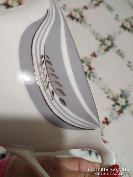 Thun karlovsky porcelain pourer for sale!