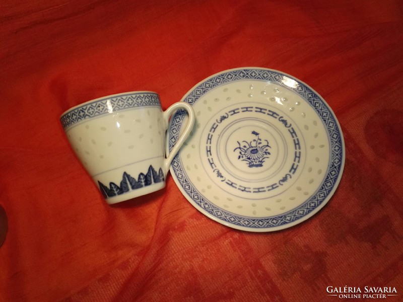 Porcelain coffee set with rice pattern, microwaveable.