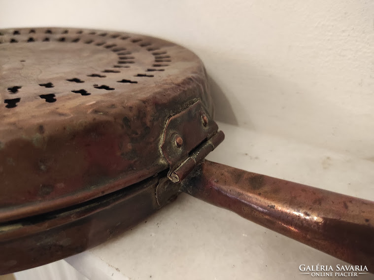Antique copper kitchen utensil coffee roaster with long handle 948