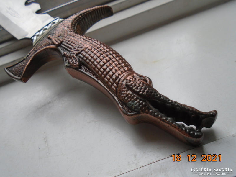 Fantasy dagger with figural crocodile handle in its case