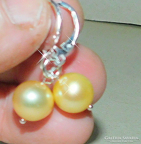 Gold cream yellow luster shell pearl pearl earrings 2021 fashion color: yellow