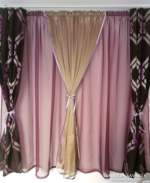 Purple variable special curtain set