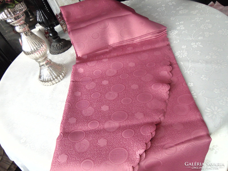 Beautiful silk tablecloth mauve 158 x 296 cm oval