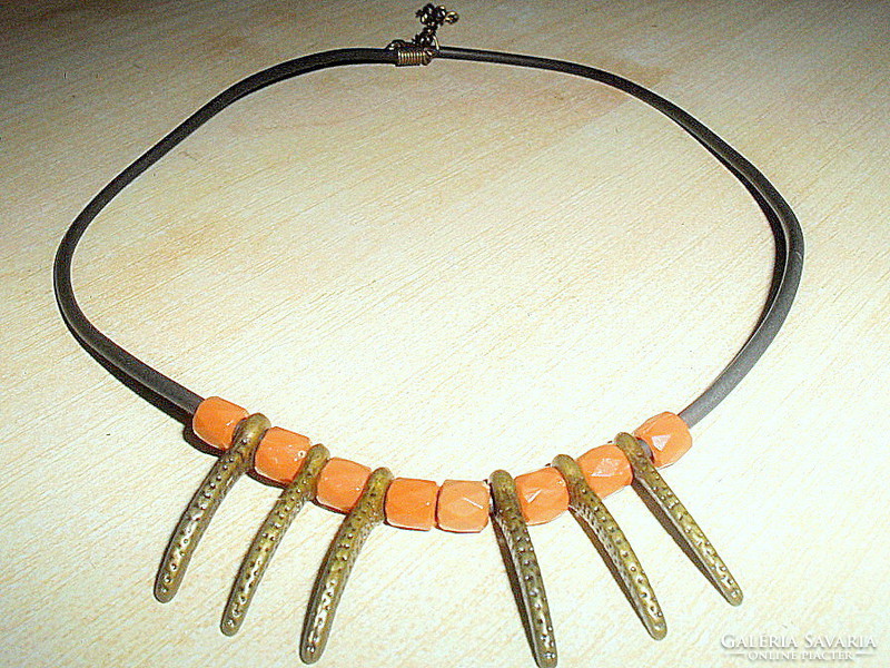Agate clawed men's rubber vintage necklace