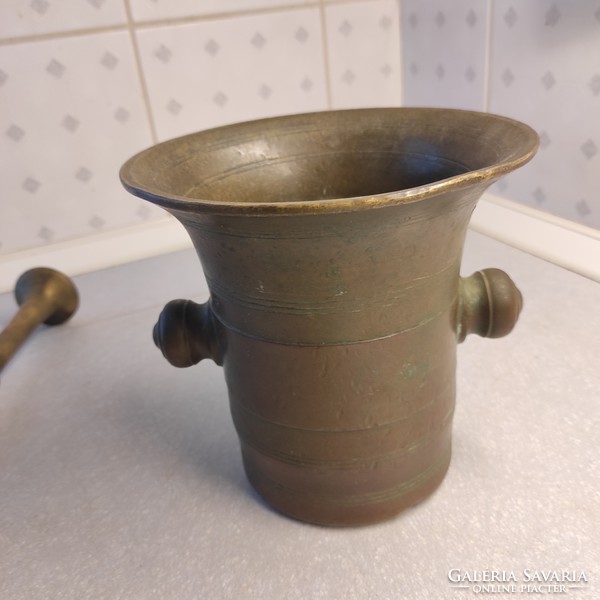 Bronze antique pharmacy mortar, Biedermeier made in the late 1800s, 5kg- approx!