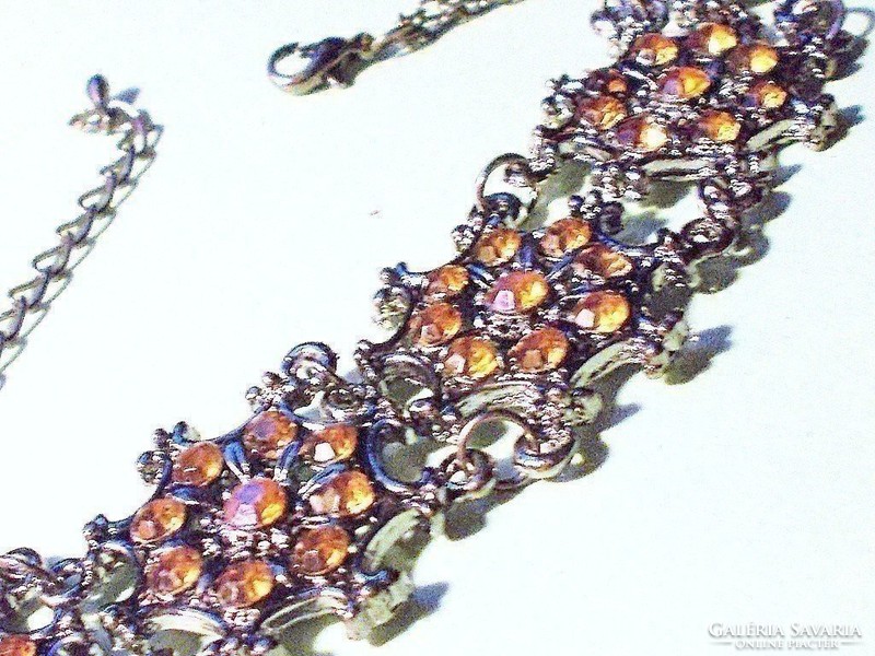 Night black amber crystal lace effect bracelet