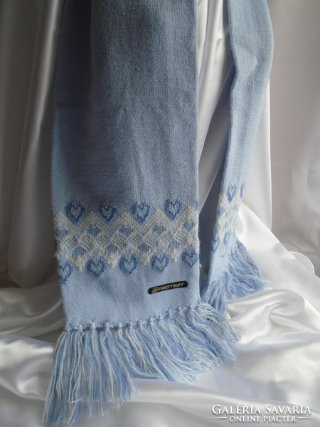 New light blue heart-shaped scarf. 160 X 20 cm + fringe.