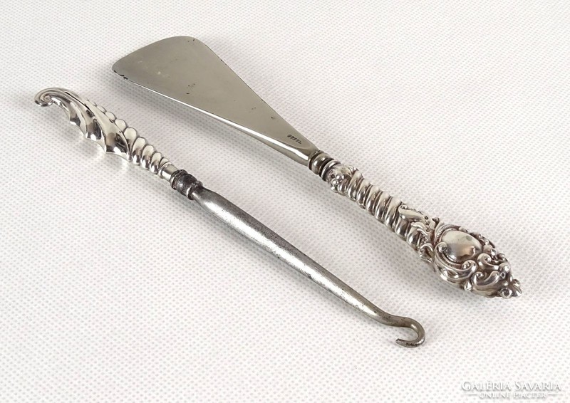 1A922 Antique silver shoehorn and shoe button