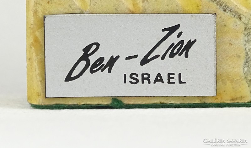 1A127 Izrael jelzett ezüst plakett talapzaton