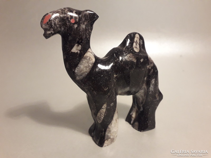 Onyx mineral stone camel dromedary, two pieces are now available for the price of one piece