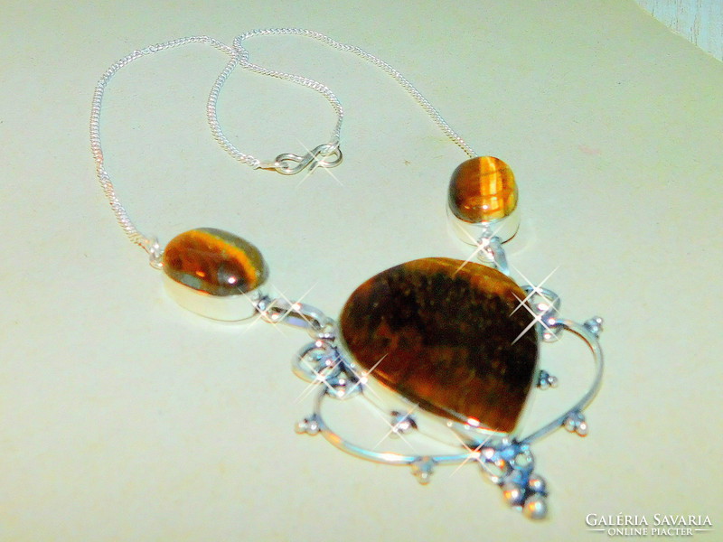 Tiger eye mineral stony coli necklace