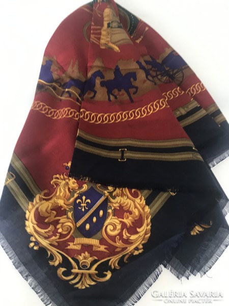 Gyapjú hatàsú akril kendő címer ès hintó mintàval, 100 x 100 cm