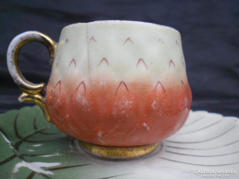 1890s zsolnay extra rare strawberry patterned coffee-mocha cup. Marked, intaglio.