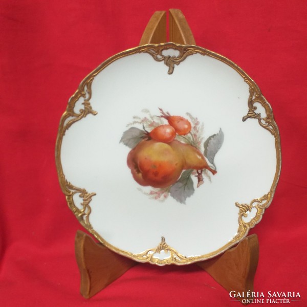 German, germany kpm berlin 1870-1945, thick porcelain plate with fruit, gold decoration. 19 Cm