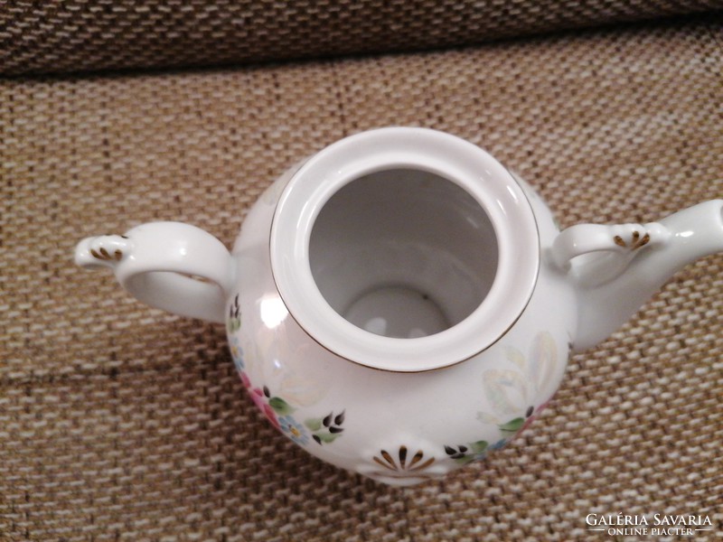 Collector's stunning Siberian porcelain spout. Hand painted, flawless