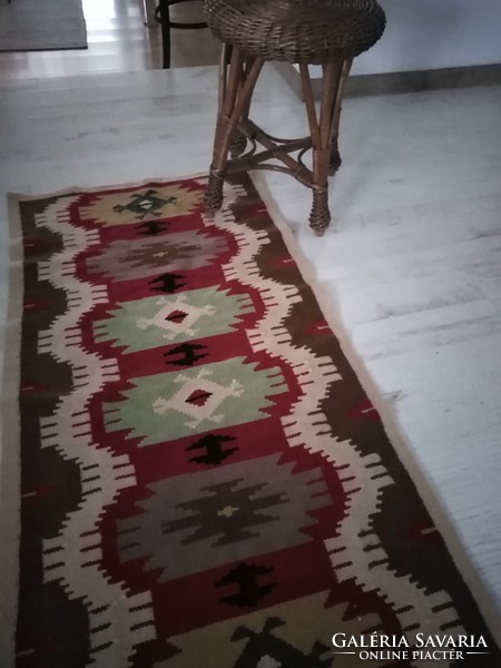 Hand-woven Toronto carpet