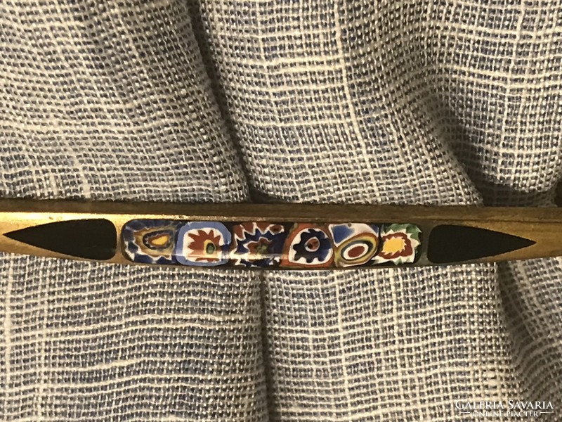 Antique Murano shawl with pietra dura technique, 9 cm long