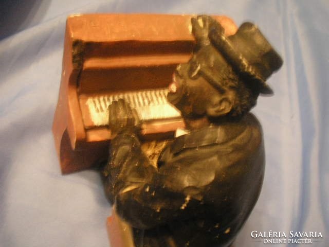 Ú2 Néhai Ray Charles a zongoránál Antik Szobrászbetonból festett súlyos nehéz Kőszobor ritkaság