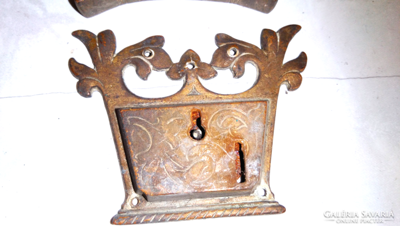 Antique copper 1 piece lock with lock, 2 drawers with copper lily, good for furniture renovation or creative purposes