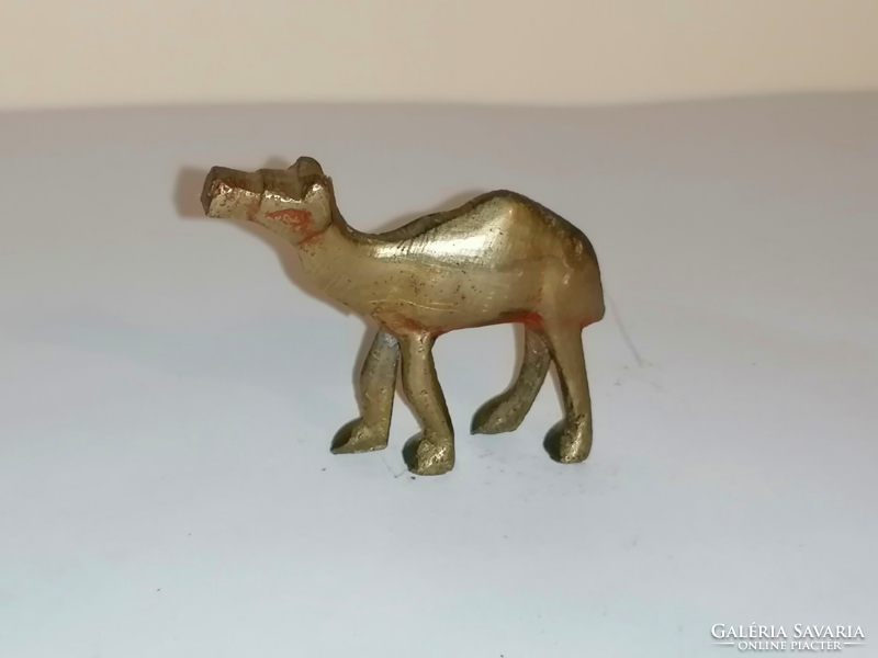 Brass camel 154.