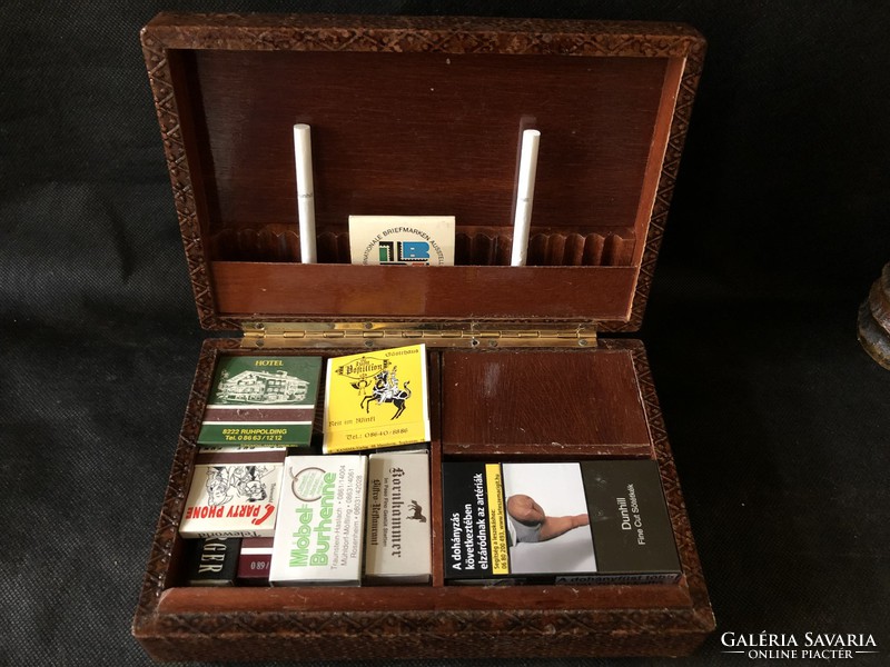 Cigarettás,zenélő,Dísz doboz.