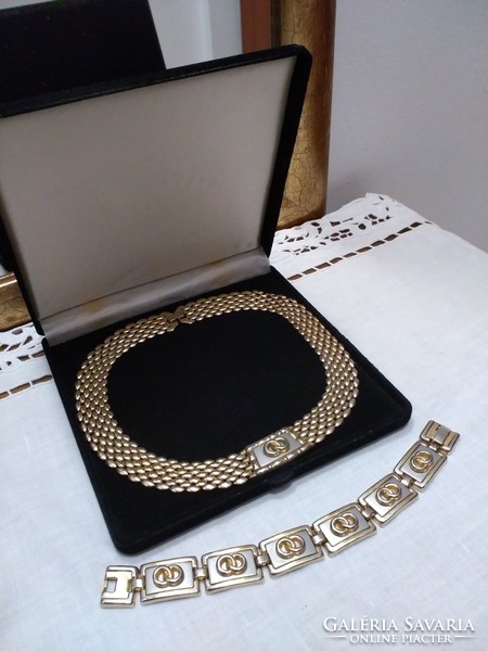 Yellow and white gold plated combination necklace bracelet
