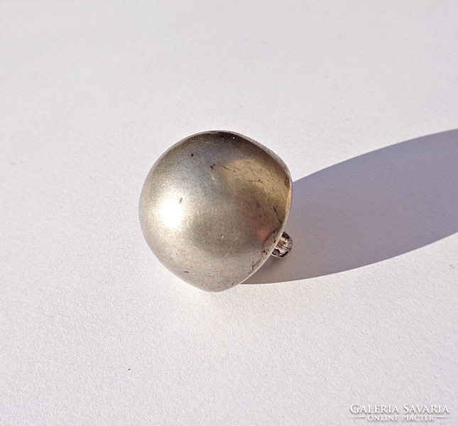 Antique silver dandelion button