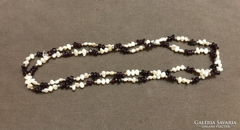 Garnet and cultured beaded necklace