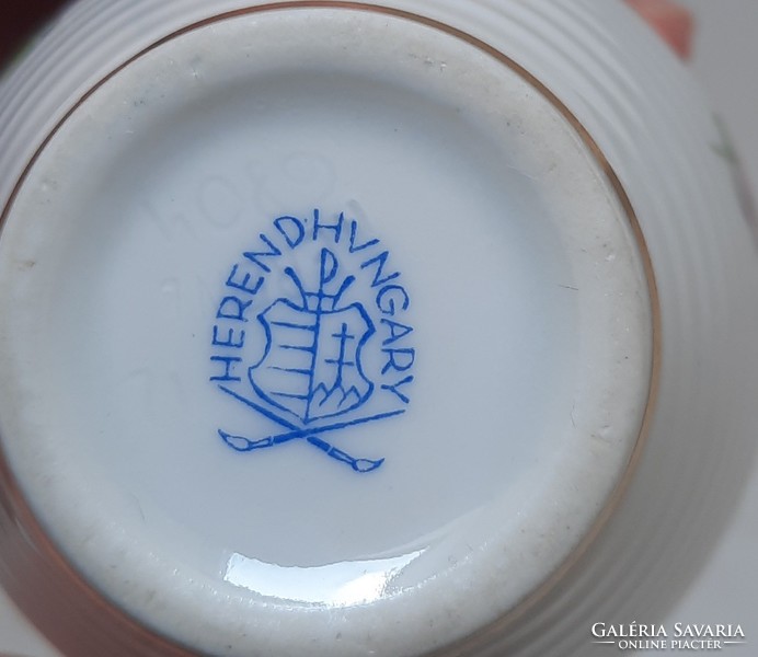 Porcelain jar with herring flower pattern, water bottle 1.Dist.