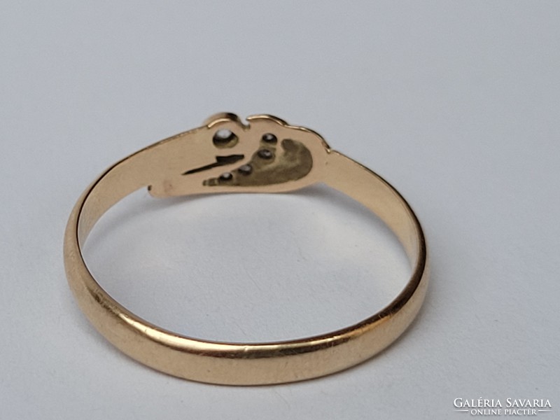 Gold 14 carat buton socket brilliant stone ring